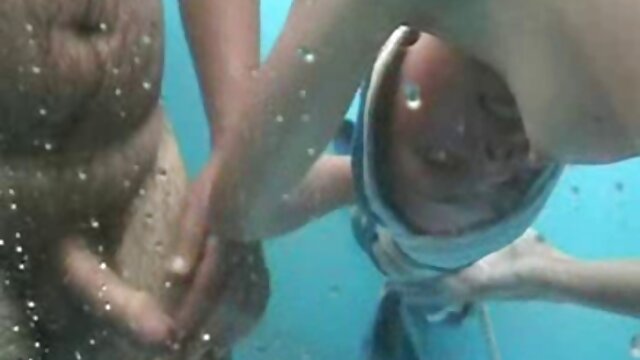 بلوند, حامله, دانلود سکس خواهر برادر nerd می شود