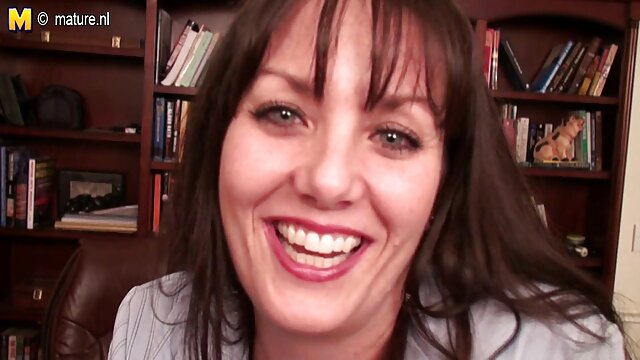 دو دختر بازدید برای اولین سوپر برادر خواهر بار