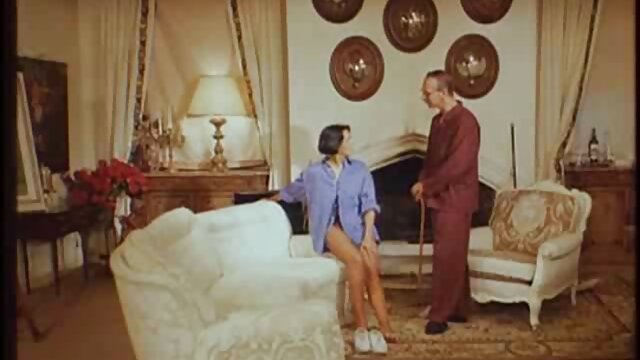 مدل های خیره کننده sexخواهربرادر انگشت بیدمشک او