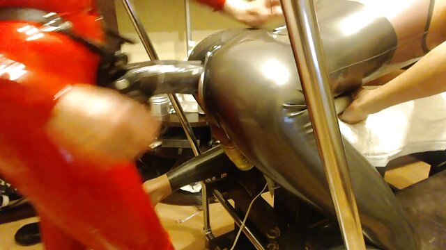 نونوجوان ورزش ها و سبزه در پیر دانلود سکس خواهر برادر و نوجوان, پدر بزرگ