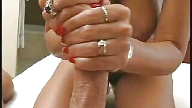 سکسی sex خواهر و برادر دختر بادامک, خود ارضایی, چوچول زن, مالش