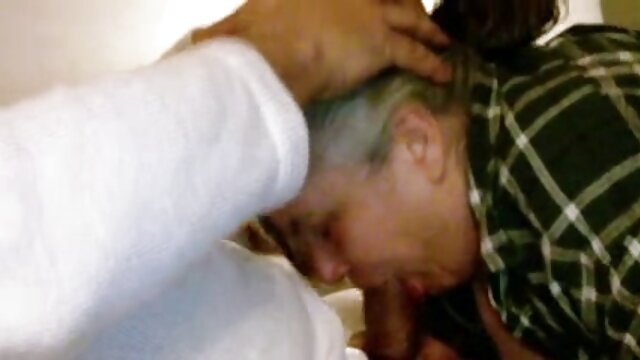 تیره-رنگی زن و شوهر می آموزد برادر خواهر سکس که چگونه به عشق