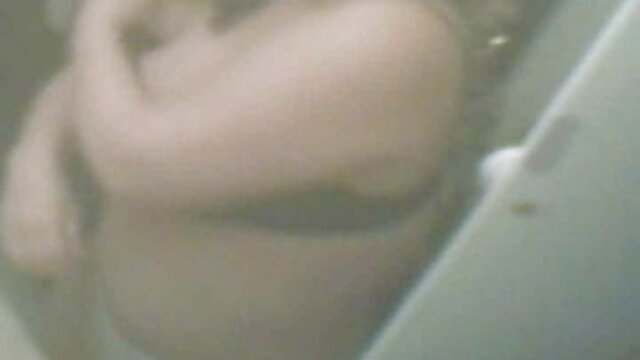 همسر من از یک تلفن فیلم سکس با برادر همراه