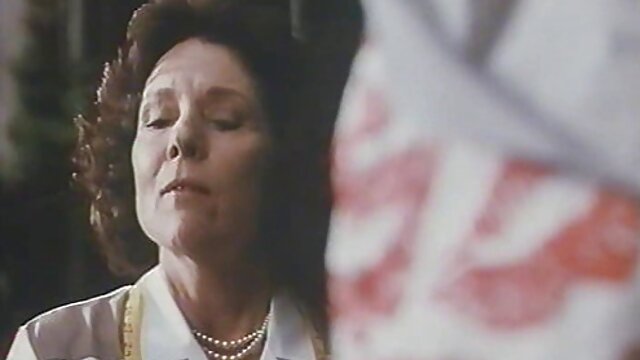 در سر خود را-100 محتوای سکس دختر با برادر اصلی PMV