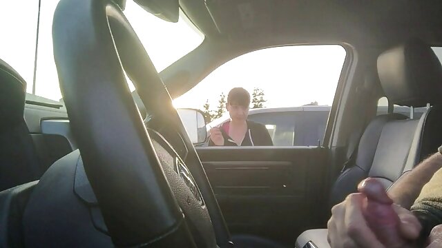 - سکسخواهر گروه شجاع ، زن در بیلیارد